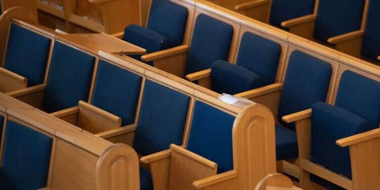 לדבר על כסף זה לא נעים, אבל הכרחי, גם אם אתה רב