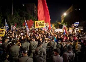 מה מניע את אנשי "המצור על בלפור"?