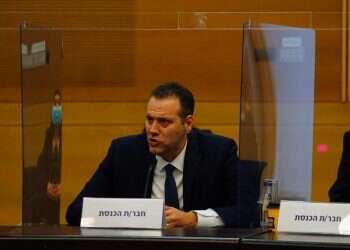 גדעון סער: "הקמנו ממשלה מנופחת וקיבלנו קטטה יומיומית"