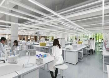 מנכ"ל "אסטרהזניקה" ישראל: נבטיח אספקת החיסון בהקדם