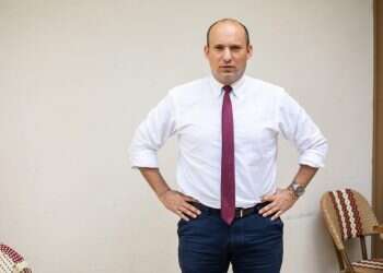 נפתלי בנט. צילום: אבישג שאר-ישוב "הממשלה חדלה מלתפקד. הגל השני הוא מחדל ישיר"