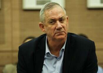 "אני מתכוון להיות הצעיר האחראי בממשלה"