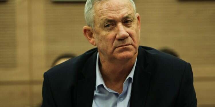 "אני מתכוון להיות הצעיר האחראי בממשלה"