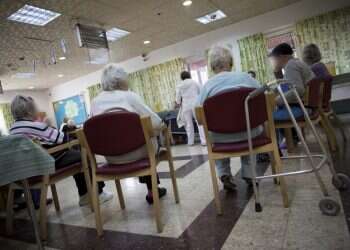 התוכנית שתגן על קשישים מקורונה: 7,000 בדיקות ביום
