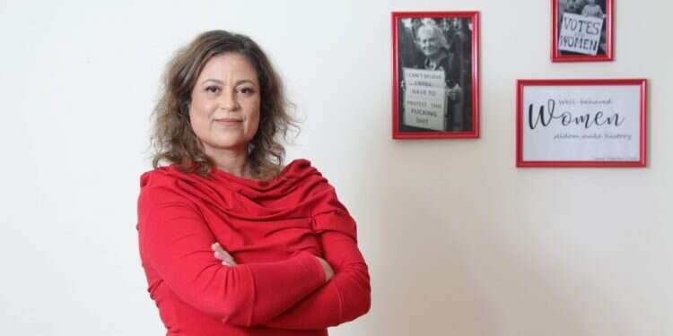 אין לעובדות הסוציאליות שאלטר, אבל קולן צריך להישמע