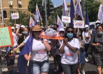 אין לעובדות הסוציאליות שאלטר, אבל קולן צריך להישמע