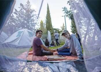 המחירים במלונות מרקיעים שחקים? צאו לקמפינג!