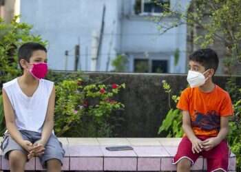 כמו מבוגרים: גם ילדים מעל גיל 10 מדבקים בקורונה