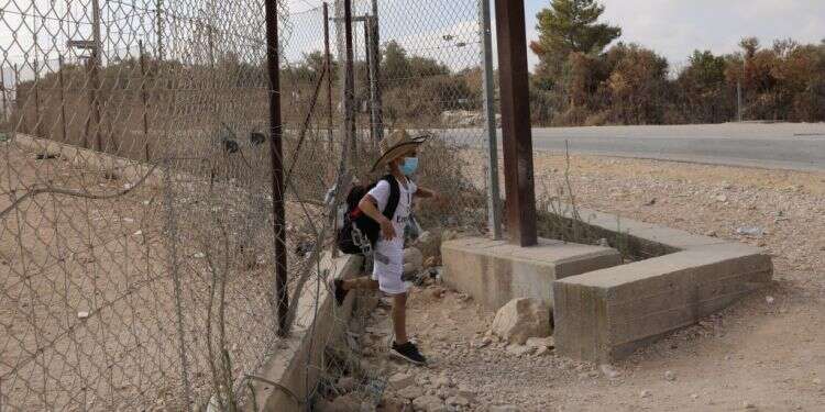 החופים מוצפים בפלסטינים אבל בצה"ל לא יירו בילד בגלגל ים