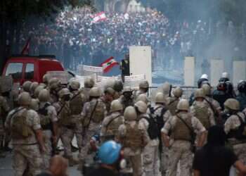 מהומות בלבנון: "נסראללה שטן, כלב איראני וכלבלב היהודים"