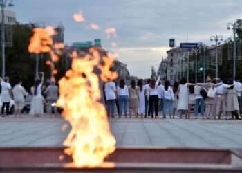 "הדיקטטור האחרון באירופה"  לא הולך לשום מקום