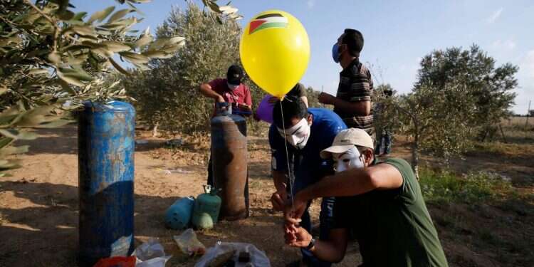 חמאס: תוקפים את האמירויות, מקבלים מיליונים מקטאר