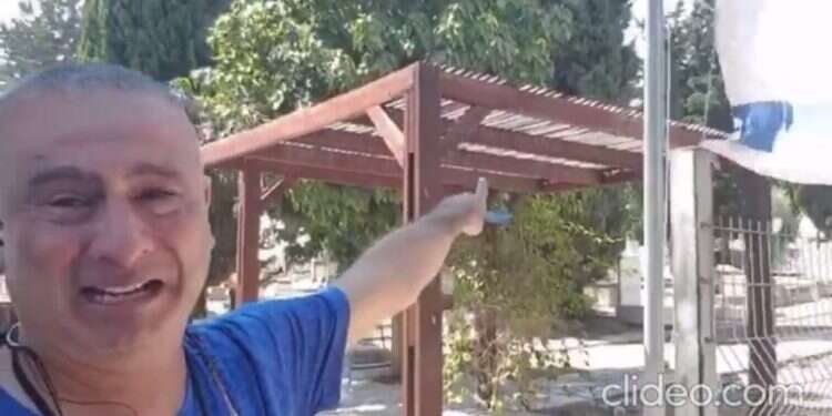 הקו הדק בין חיבוק השכול לבין הניצול שלו