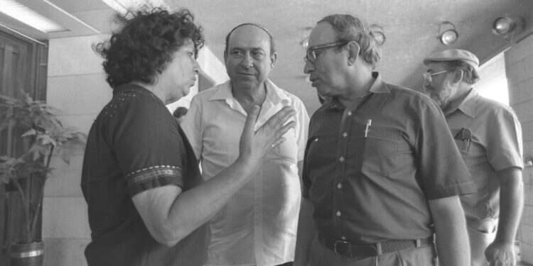 הלך לעולמו "המבוגר האחראי מסבסטיה"