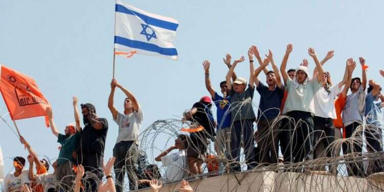 מה באמת קרה על גג בית הכנסת בכפר דרום?