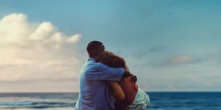 שובר גלים: מסע אגרסיבי לעולמן של הדמויות