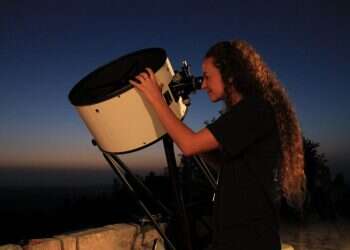 "ההצגה הכי טובה מתרחשת פשוט כשמביטים לשמיים"