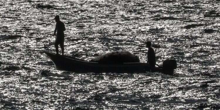 סירת דיג ברצועת עזה. צילום: EPA