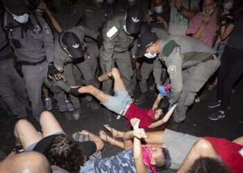 משטרת ישראל: לא ידוע על שוטרים שנדבקו בהפגנות בלפור