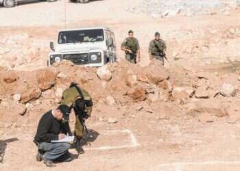 סוגרי שטחים: כך עובד הצוות שמונע בנייה ישראלית ביו"ש