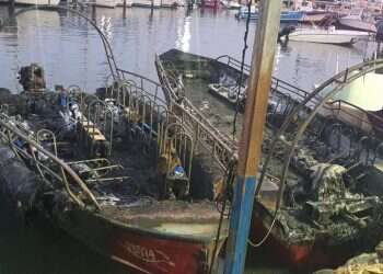 שלוש סירות ומסעדה הוצתו בנמל עכו: "זה ייגמר ברצח"