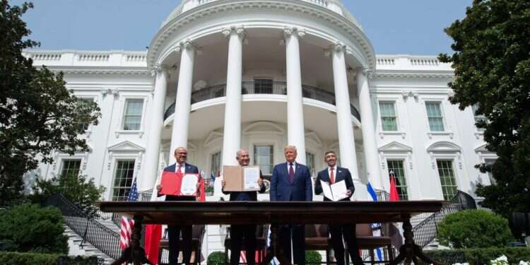 בוושינגטון נחצה העולם הערבי לשניים