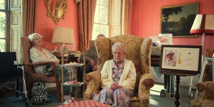 טוני נולד מחדש. צילום: באדיבות נטפליקס סליחה שזפזפנו: סדרות שחייבים לשוב אליהן