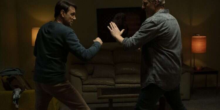 קוברה חי: סדרת ההמשך ל"קראטה קיד" מרשימה באופן מפתיע