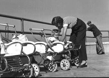 מחלוצות לאמהות: תולדות מעמד האישה מקום המדינה