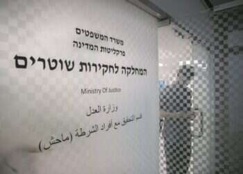 מלחמת הכול בכול: המאבק בין היועמ"ש לרה"מ רק החל