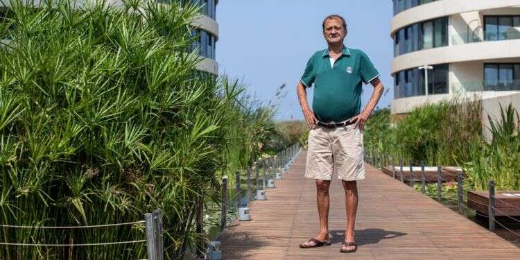 איזי שרצקי. צילום: אבישג שאר-ישוב "לפחות אני רגיל למשחקים בלי קהל ביציעים"