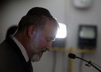 מדוע מנדלבליט נוקט בצעדים חסרי בסיס משפטי?