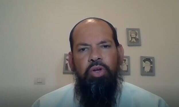 צפו בשיעור: ״ויעיד עליו יודע תעלומות״ – עיון בשתי הלכות הרמב״ם