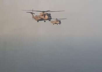 איך מכניסים מפלצות ברזל למדינה עוינת?