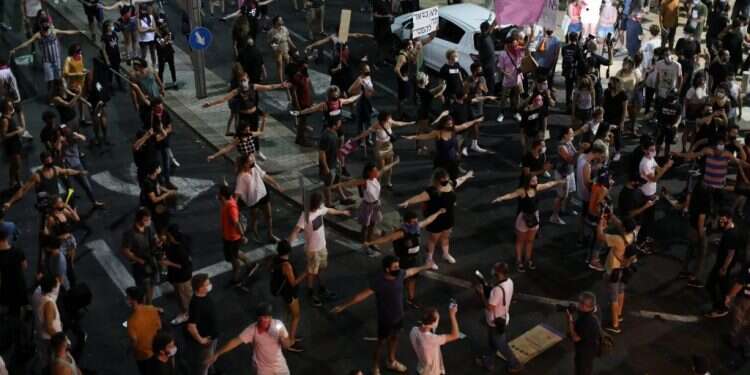 מצב החירום נגמר, מגבלות ההפגנות ימשיכו באופן חלקי