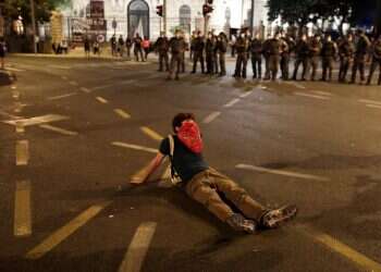 כשחוקרי ההיסטוריה מעדיפים לשכתב אותה