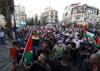 הפגנה ברמאללה לציון 20 שנה לאינתיפאדה. צילום: AFP צל"ש או טר"ש: ההימור של הפלסטינים וארדואן