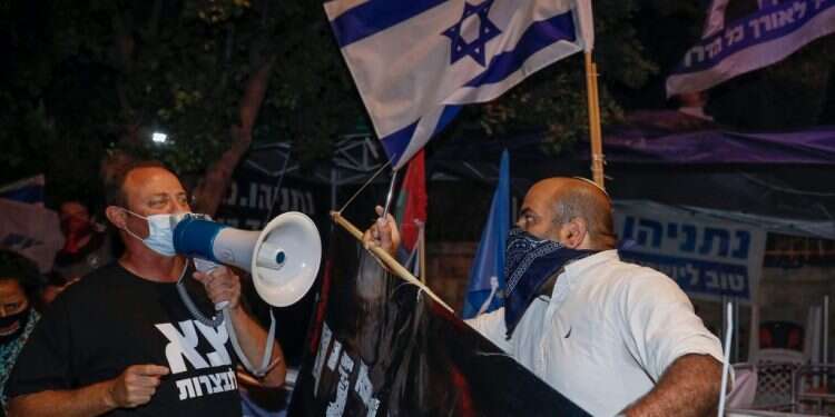 ישראל כפסע מנקודת האל חזור: הגיע הזמן לקחת אחריות