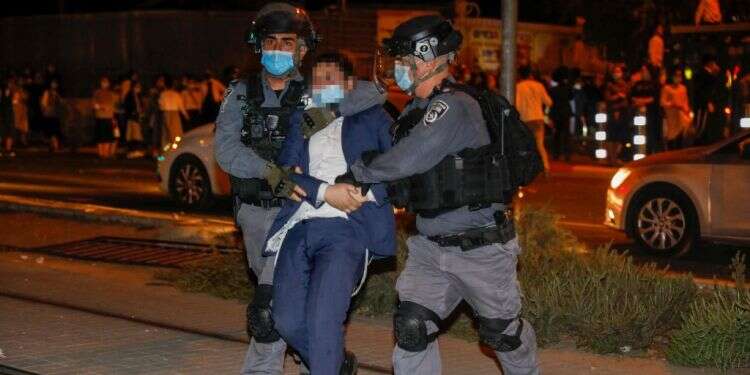 לטובתם ולטובתנו: די להתווכח עם התועמלנים החרדים