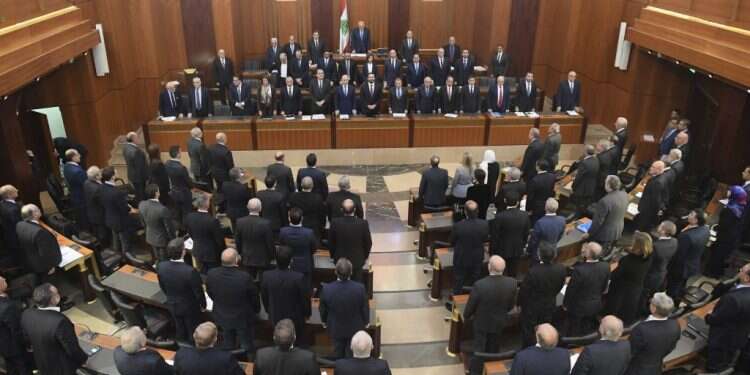 הפרלמנט הלבנוני, 2019. צילום: AP האם מחלתו של נסראללה תוביל למלחמת אזרחים בלבנון?