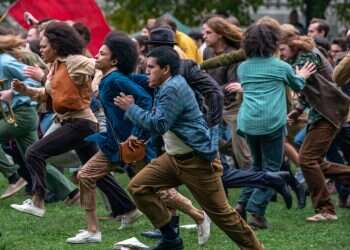 שבעת השנואים: דרמה סוחפת ושיעור חשוב בהיסטוריה ואזרחות