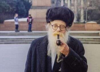 תשוקה והומור רוסי: הרב שטיינזלץ שלא הכרתם