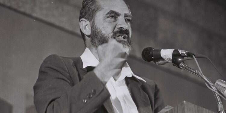 הרב מאיר כהנא, 1984. צילום: יוסי זמיר, פלאש 90 האם הרב סולובייצ'יק יצא להגנת הרב מאיר כהנא?