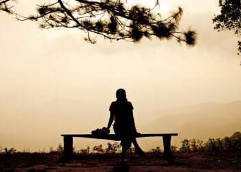 מפנה מקום: שירה שפותחת את לב הקורא