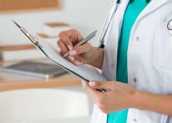 עולה לנו בבריאות: לאן הולך הכסף שאנחנו משלמים לביטוח?