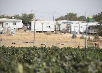 כך תוכל הממשלה להסיר את הכבלים המשפטיים ממפעל ההתיישבות