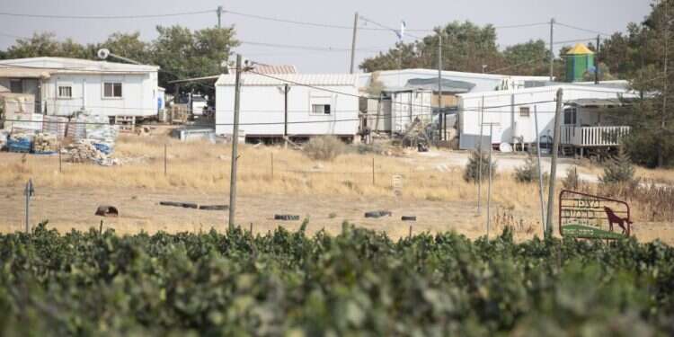 מצפה־כרמים. צילום: שריה דיאמנט כך תוכל הממשלה להסיר את הכבלים המשפטיים ממפעל ההתיישבות