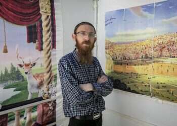 הפרופסור למתמטיקה שמתחזה להאקר ומגדל עשרה ילדים