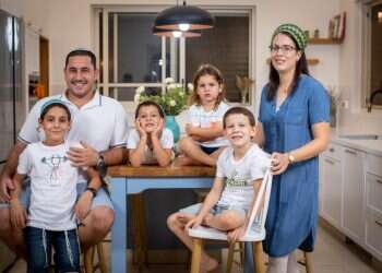 "כשנגמרת התורנות, נוסעים הביתה כדי לנוח וחוזרים לעבודה למחרת"