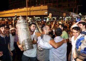 שמחת תורה: החג שבו כל היהודים שווים